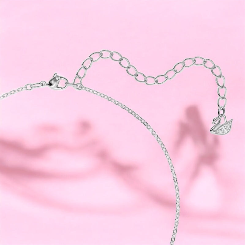 Collier Cygne Noir en métal argenté 🩶